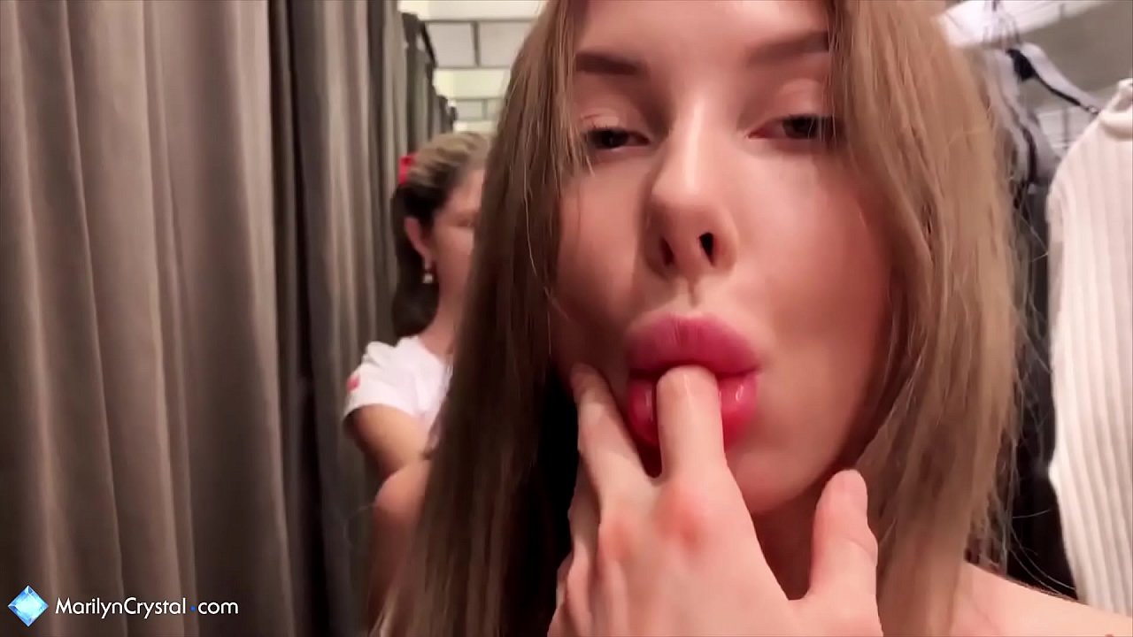 लेस्बियन हस्तमैथुन करतात आणि पुसी स्टोअर चाटतात - जिन गेर्सन क्रिस्टल मर्लिन